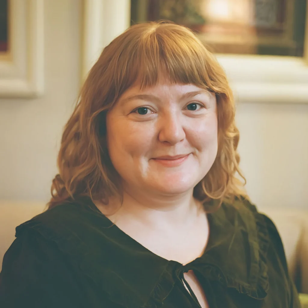 photo of Amanda Qualls